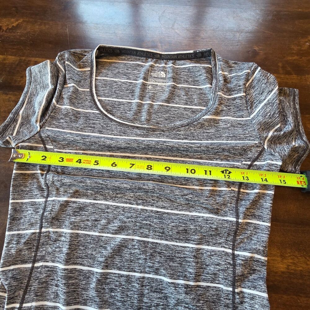 The North Face FlashDry XD Womens XS Gray Striped Athletic Running Hiking Shirt - Picture 7 of 9
